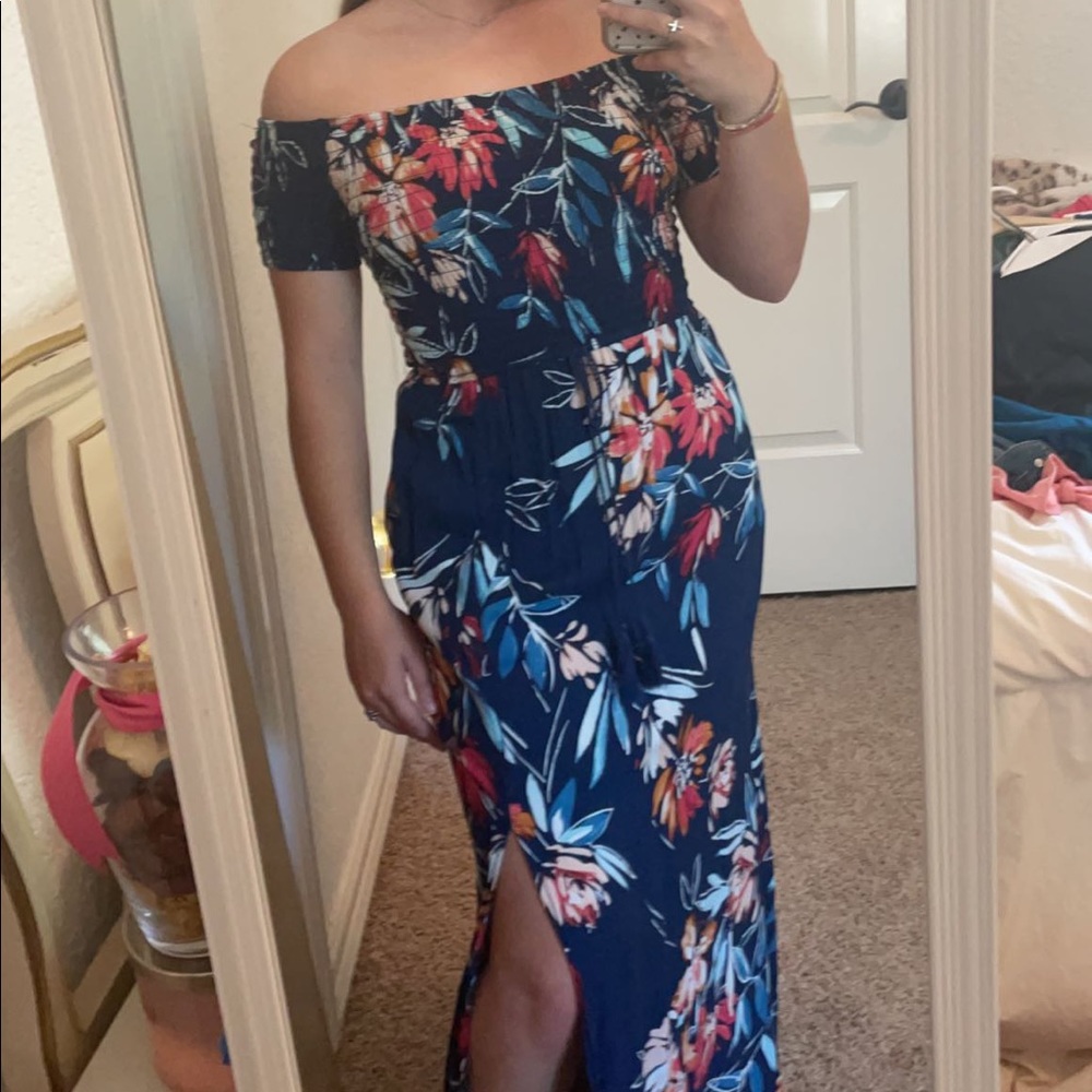 never worn super fun for the beach!